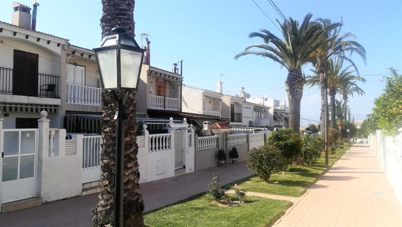 Bungalow Deluxe Urbanización Privada en playa con piscina, totalmente equipado Gran Alacant Exterior foto
