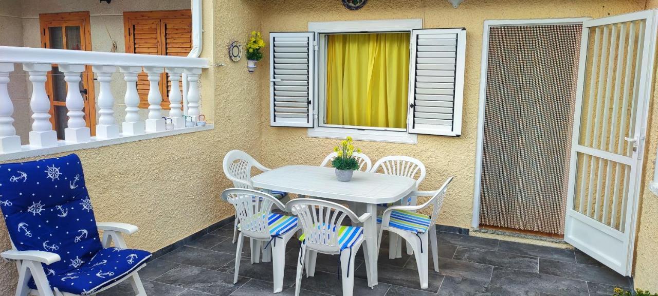 Bungalow Deluxe Urbanización Privada en playa con piscina, totalmente equipado Gran Alacant Exterior foto