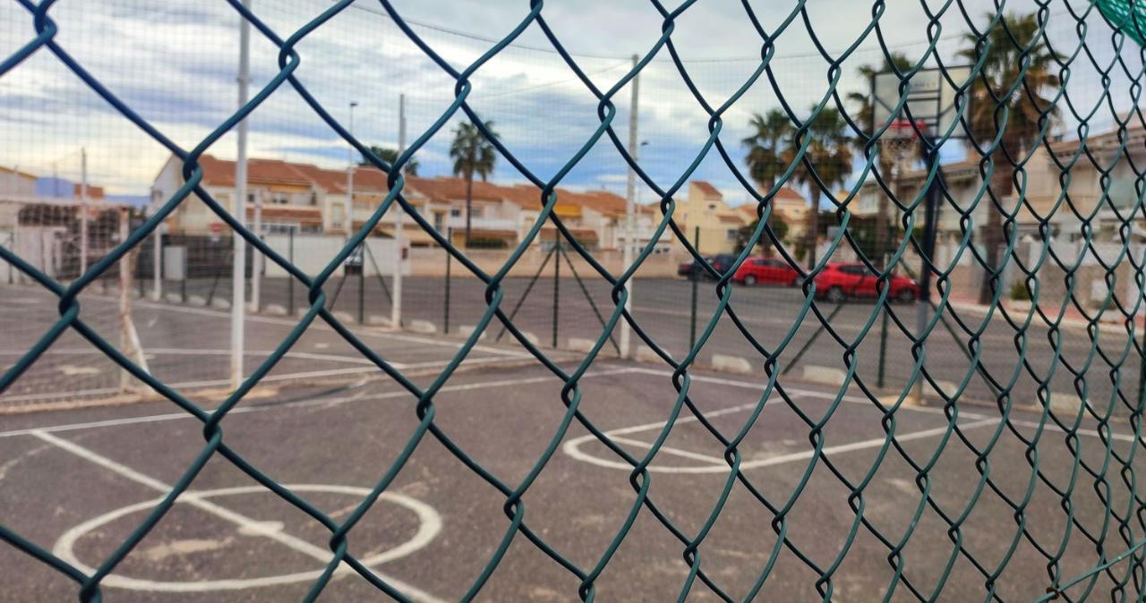Bungalow Deluxe Urbanización Privada en playa con piscina, totalmente equipado Gran Alacant Exterior foto
